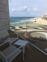 ריץ קרלטון דירת 2 חדרים למכירה / תקופות קצרות