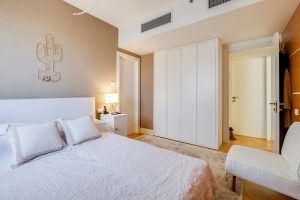 פארק צמרת W-PRIME דירת 4 חדרים שהפכו ל-3.5 מרוהטת למכירה