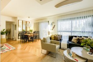 פארק צמרת W-PRIME דירת 4 חדרים שהפכו ל-3.5 מרוהטת למכירה