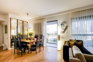 פארק צמרת W-PRIME דירת 4 חדרים שהפכו ל-3.5 מרוהטת למכירה