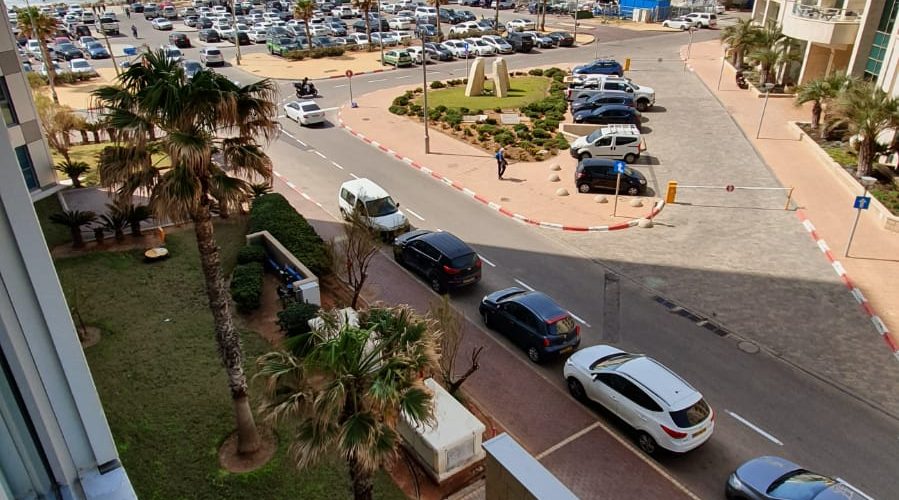 אוקיאנוס במרינה דירת 3.5 חדרים מרוהטת להשכרה