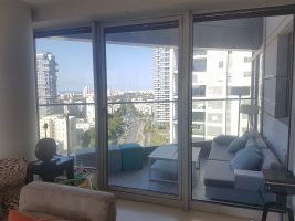 פארק צמרת בבניין מפואר דירת 5 חדרים על חצי קומה להשכרה