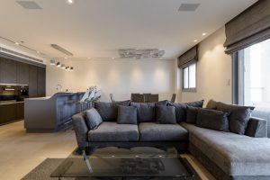 מגדלי נאמן דירת 5 חדרים שהפכו ל-4 להשכרה, מרוהטת