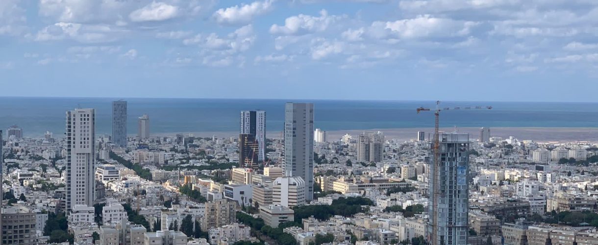 מגדל הצעירים דירת 4 חדרים להשכרה