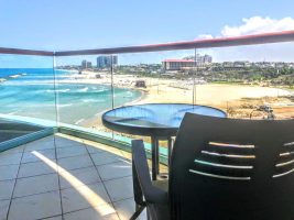 מרינה טאוור דירת מגורים 3 חדרים + מרפסת עם נוף לים למכירה