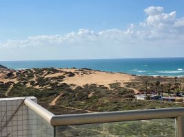 פנטהאוז דופלקס למכירה במגדלי נאמן, נוף לים