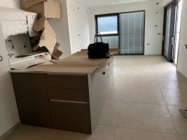 פארק צמרת דירת 5 חדרים מושקעת להשכרה במגדל חדש ויוקרתי
