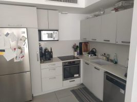 פארק צמרת דירת 2.5 חדרים להשכרה