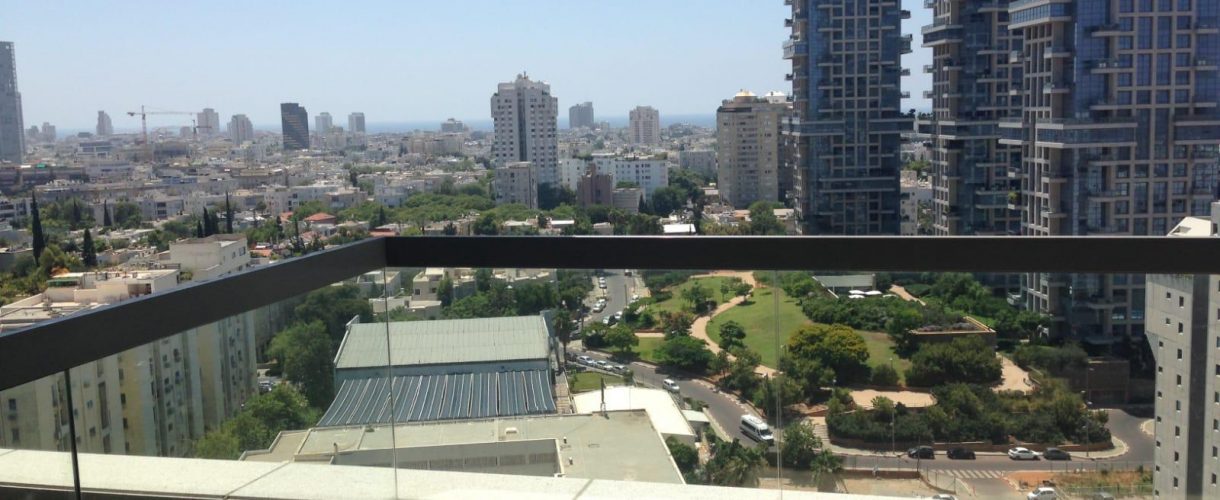 פארק צמרת דירת 4.5 חדרים שהפכו ל3.5 להשכרה