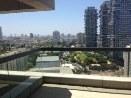 פארק צמרת דירת 4.5 חדרים שהפכו ל3.5 להשכרה