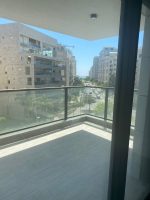 הגוש הגדול דירת 5 חדרים חדשה להשכרה, נוף לים