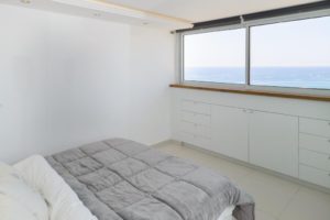 הרצליה פיתוח דופלקס 4 חדרים להשכרה, קו ראשון לים!