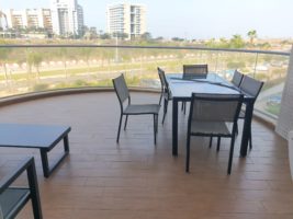 מגדלי נאמן החדשים דירת 4 חדרים מרוהטת להשכרה / תקופות קצרות