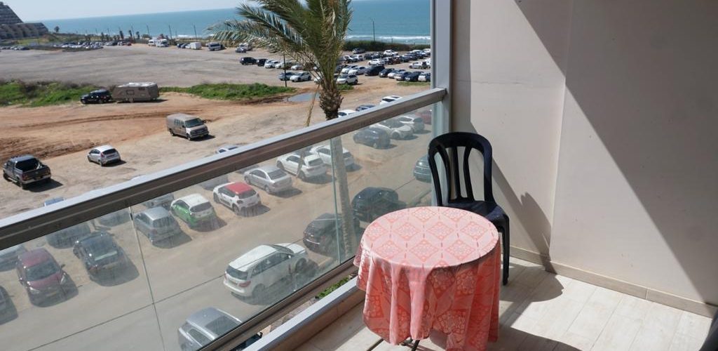 מלון מנדרין דירת סטודיו מרוהטת להשכרה