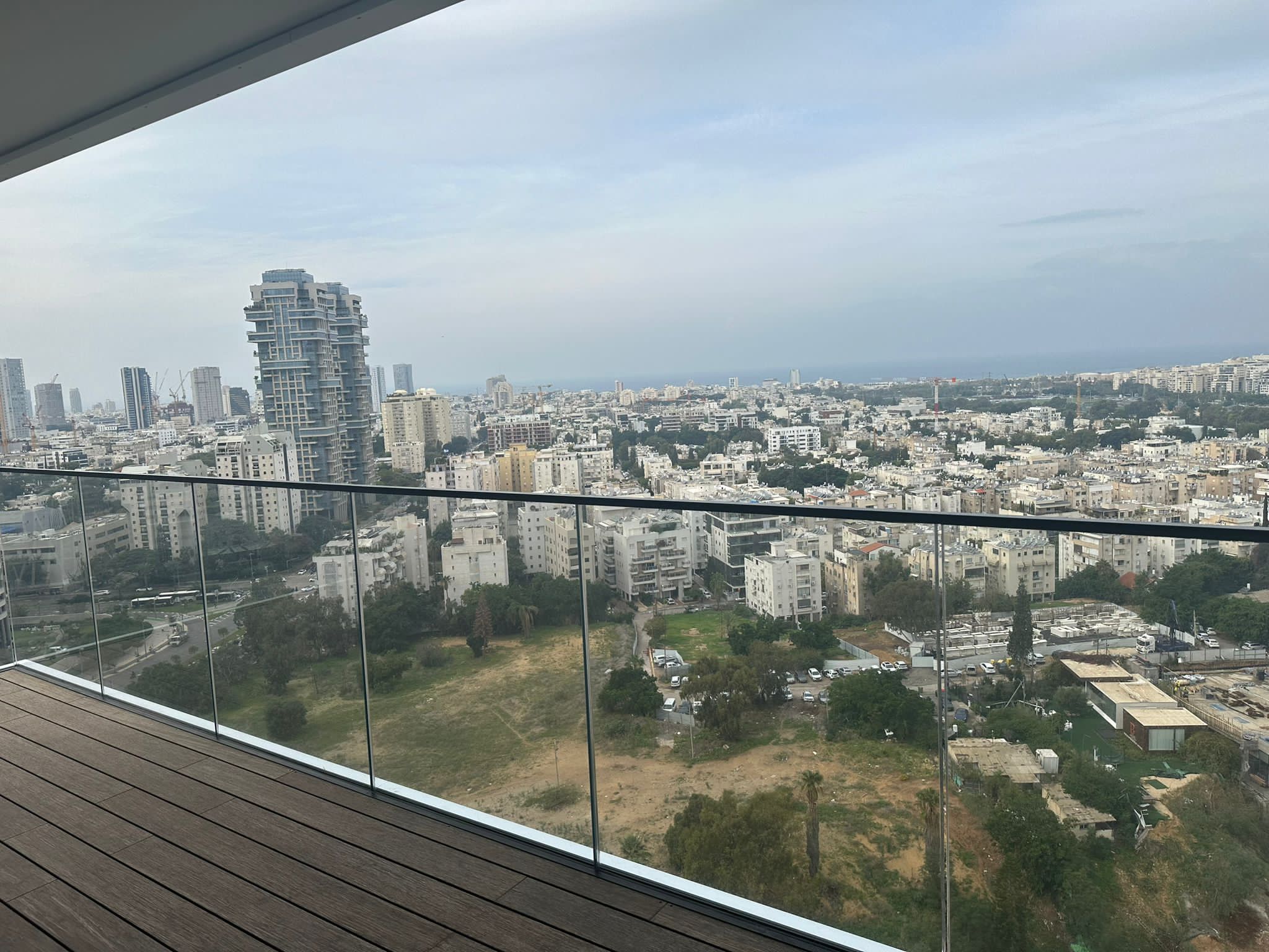 פארק בבלי דירת 5 חדרים להשכרה
