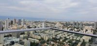 מידטאון דירת 5 חדרים שהפכו ל-4 להשכרה, מרוהטת