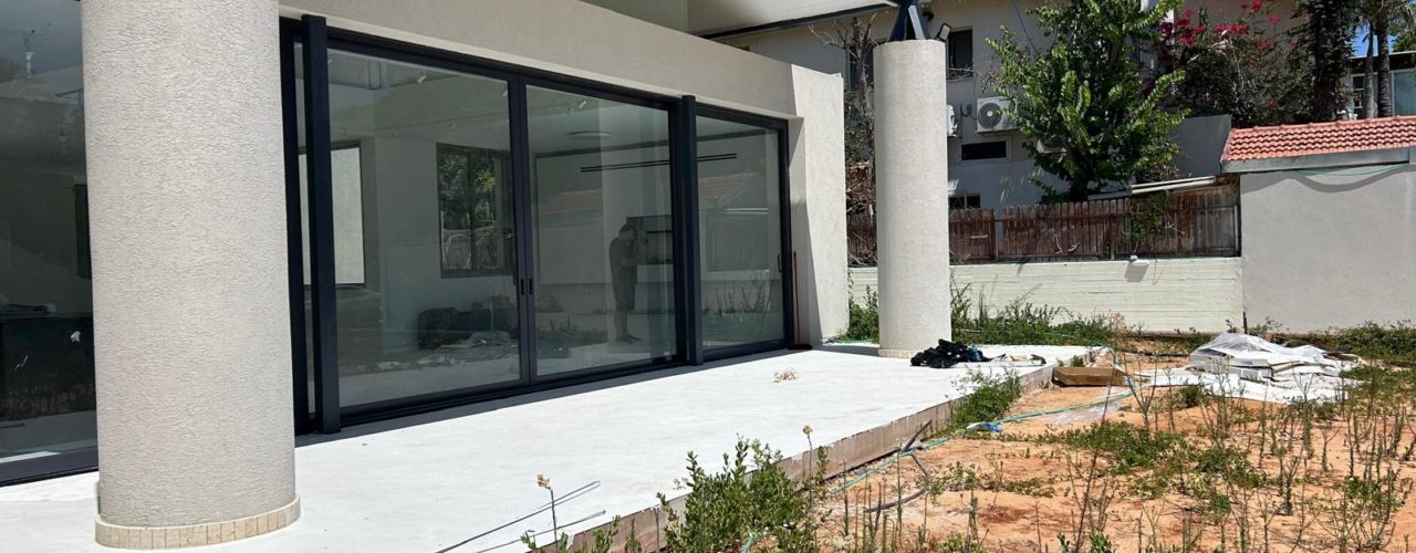 הרצליה פיתוח בית להשכרה / למכירה