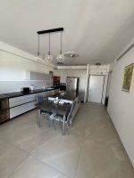 נווה גן דירת 5 חדרים למכירה בבנין יוקרתי חדש