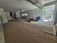 הרצליה פיתוח בית בודד ופינתי עם בריכה למכירה, ליד הים !