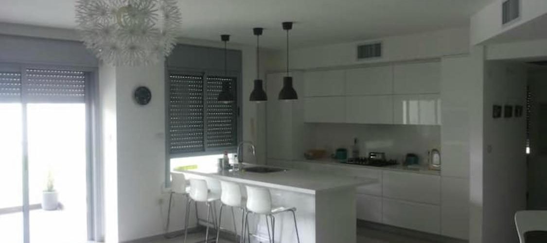 הגוש הגדול דירת פאר 5 חדרים להשכרה לתקופות קצרות
