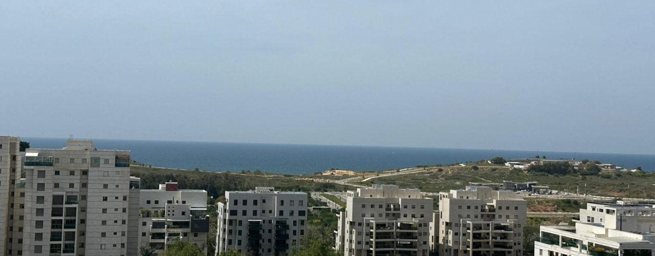 פנטהאוז 6 חדרים להשכרה