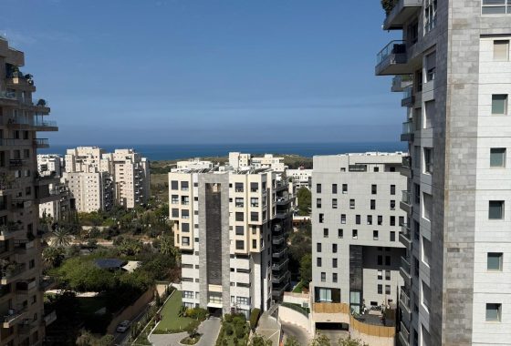 רמת אביב גימל דירת 5 חדרים להשכרה