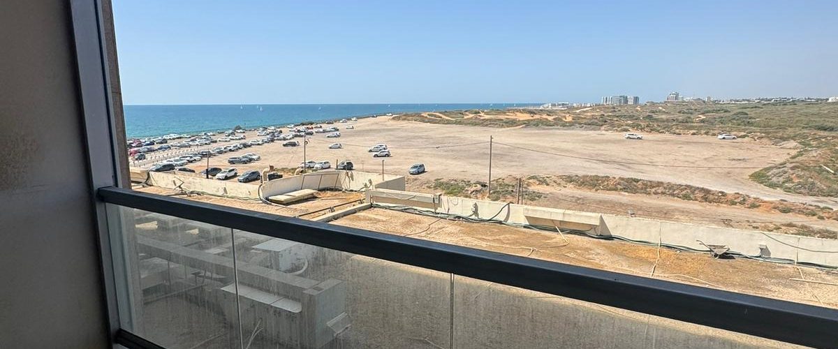 מלון מנדרין דירת סטודיו עם נוף לים למכירה