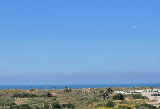 בלו דירת 4.5 חדרים שהפכו ל-3.5 למכירה