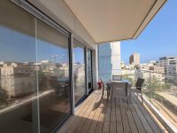 ארלוזרוב 17 דירת 4.5 חדרים להשכרה