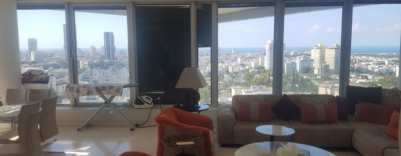 פארק צמרת דירת 5 חדרים על חצי קומה להשכרה