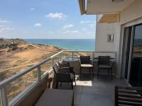 סי אנד סאן דירת 5 חדרים מרוהטת להשכרה / תקופות קצרות
