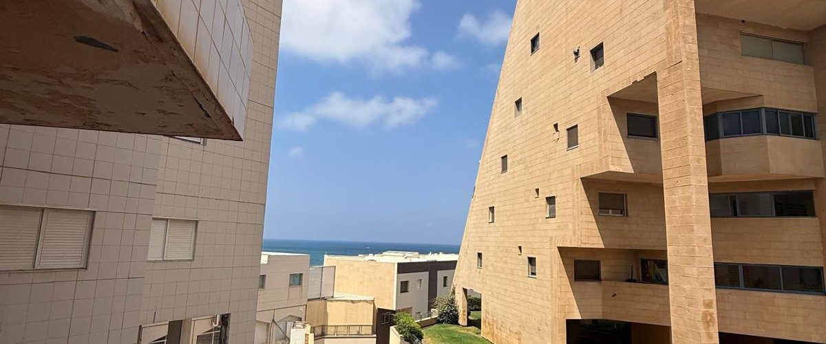 סי אנד סאן דירה למכירה במגדלים