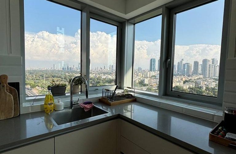 חוות גורדון כוכב הצפון דירת 5.5 חדרים שהפכו ל-4.5 להשכרה