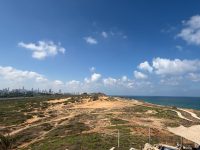 סי אנד סאן דירה למכירה